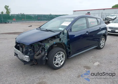 2010 Pontiac Vibe из США, поврежденный, VIN 5Y2SP6E04AZ414637